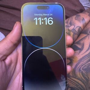 IPhone PRO White Apple 14 Unlocked  - 256GB